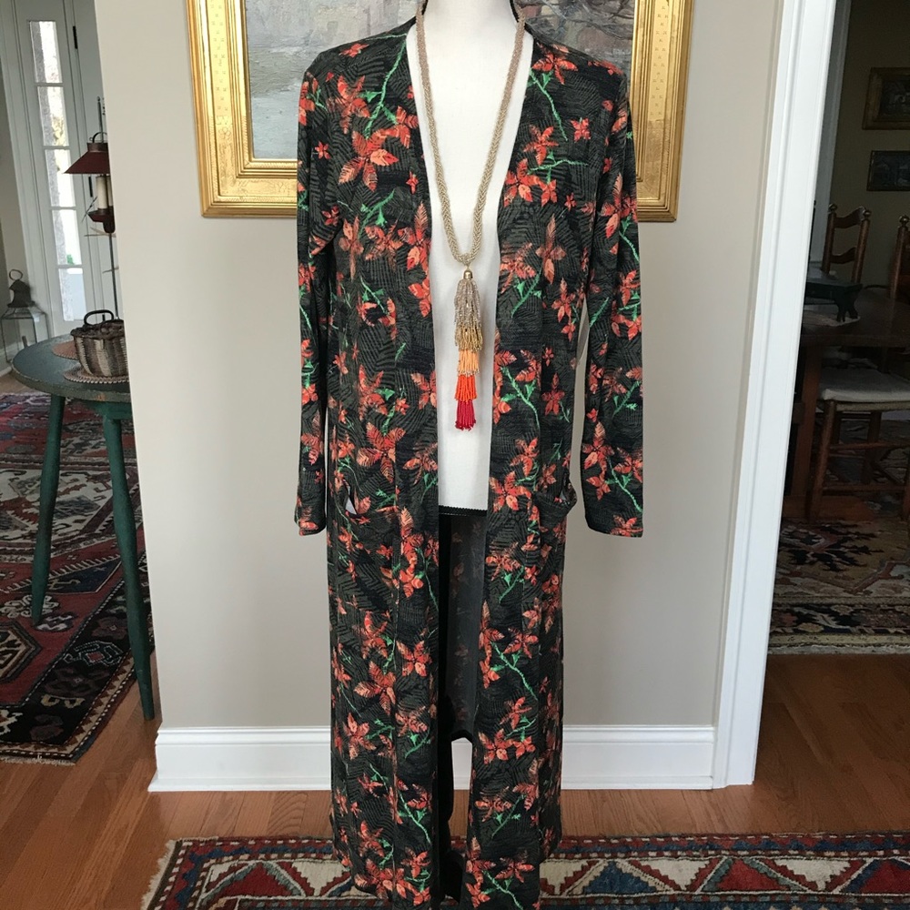 Lularoe Medium Sarah
